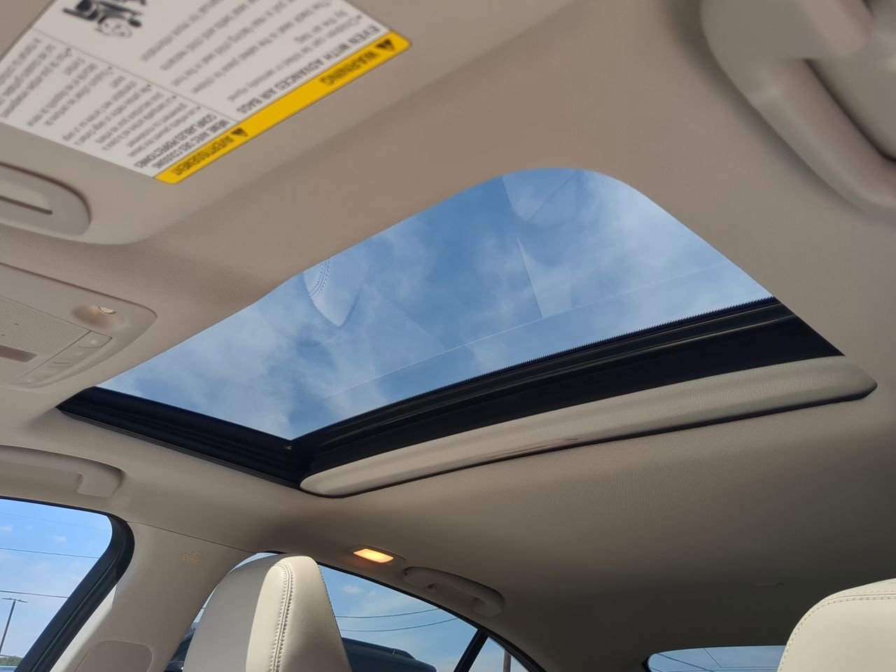 Used 2023 INFINITI Q50 Luxe w/ Cargo Package RWD image 17