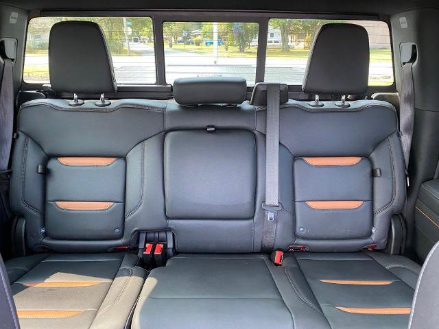 Used 2025 GMC Sierra 1500 AT4 w/ AT4 Premium Package AWD/4WD image 26