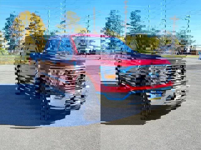 Certified 2022 Ford F150 XLT w/ Equipment Group 302A High image 5