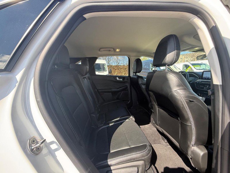 Certified 2022 Ford Escape SEL w/ Technology Package AWD/4WD image 15