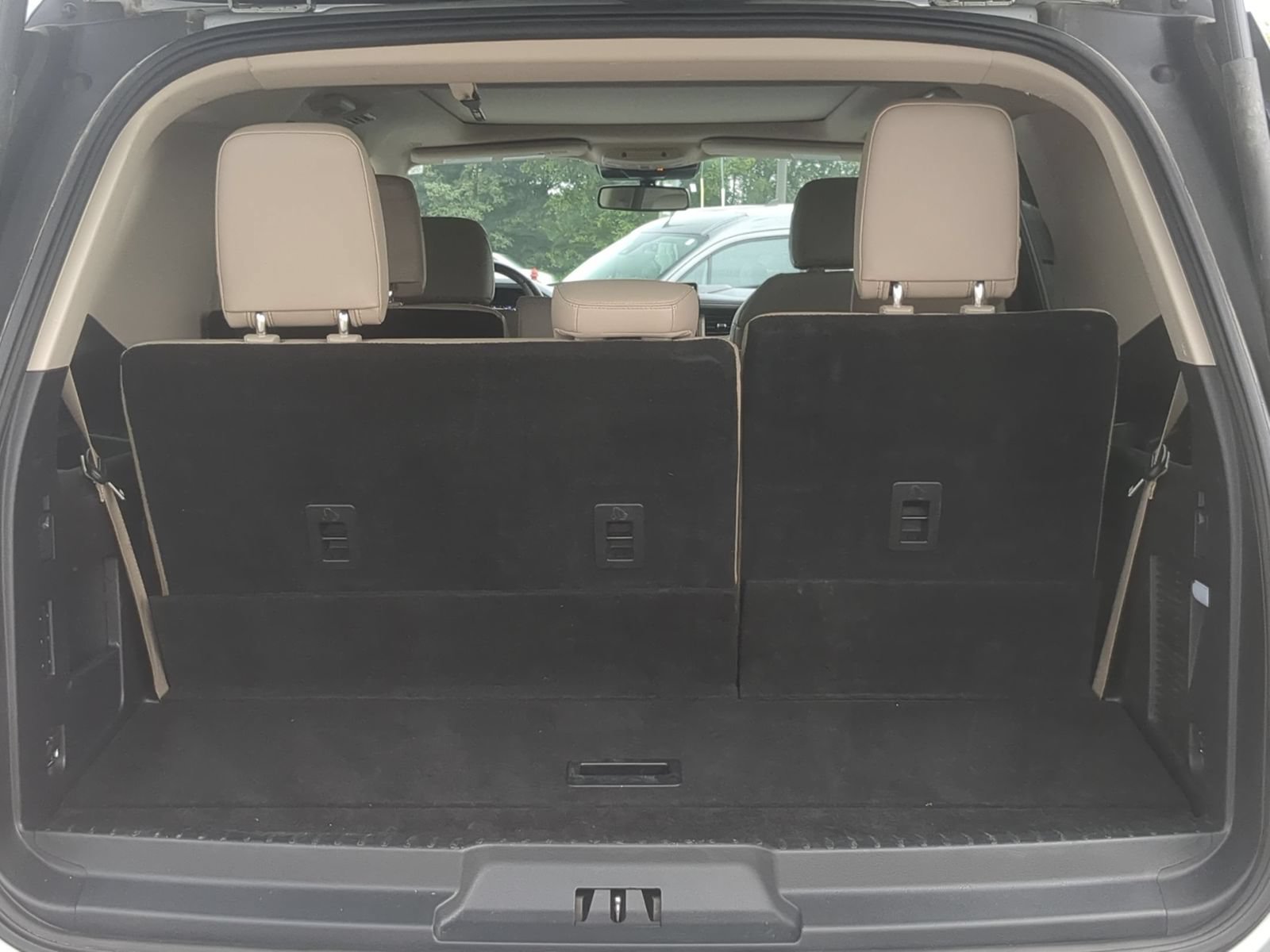 Certified 2024 Ford Expedition Limited RWD image 33