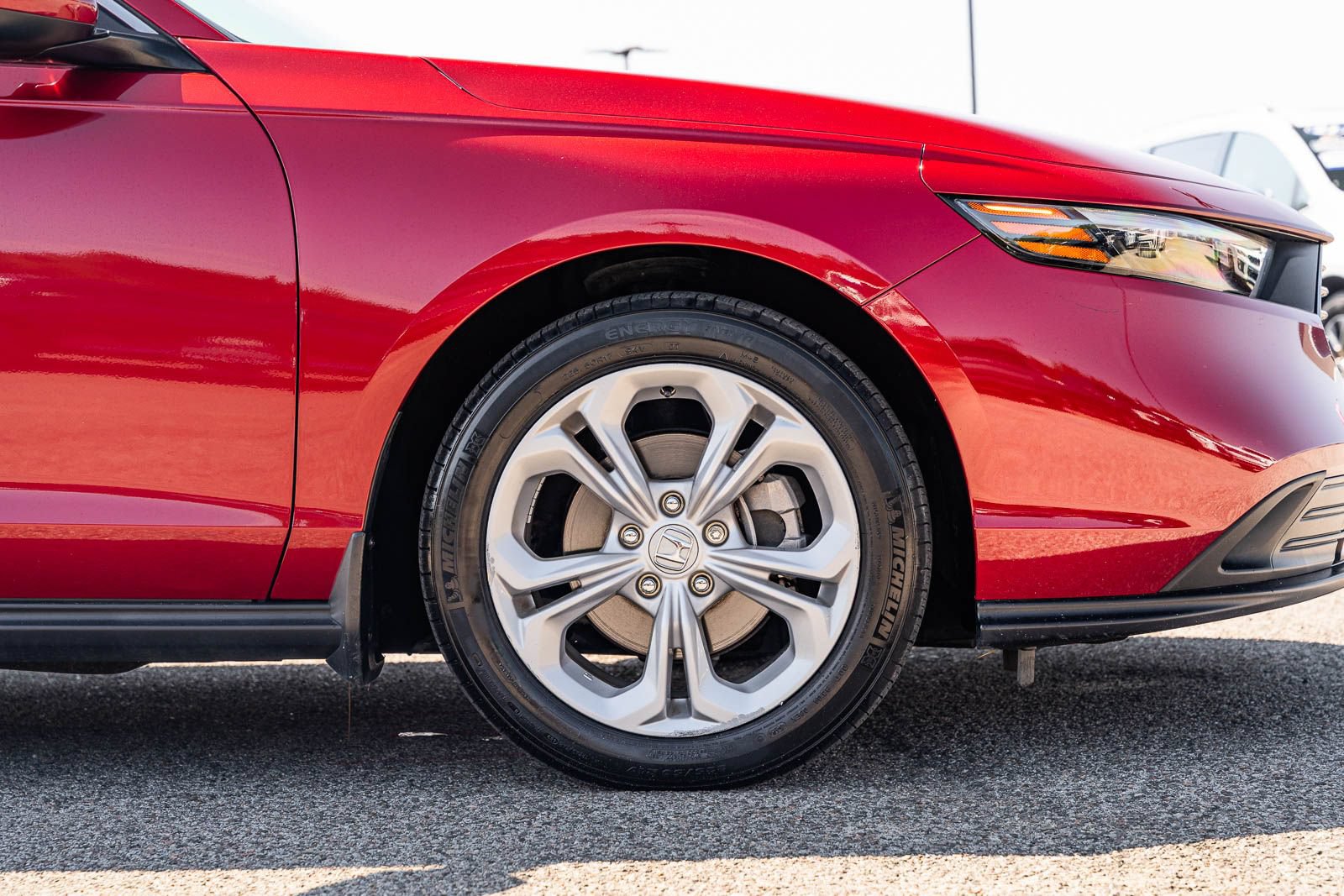 Used 2025 Honda Accord LX image 9