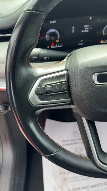 Used 2022 Jeep Compass Limited w/ Elite Group image 9