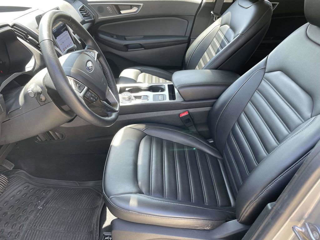 Certified 2024 Ford Edge SEL AWD/4WD image 13