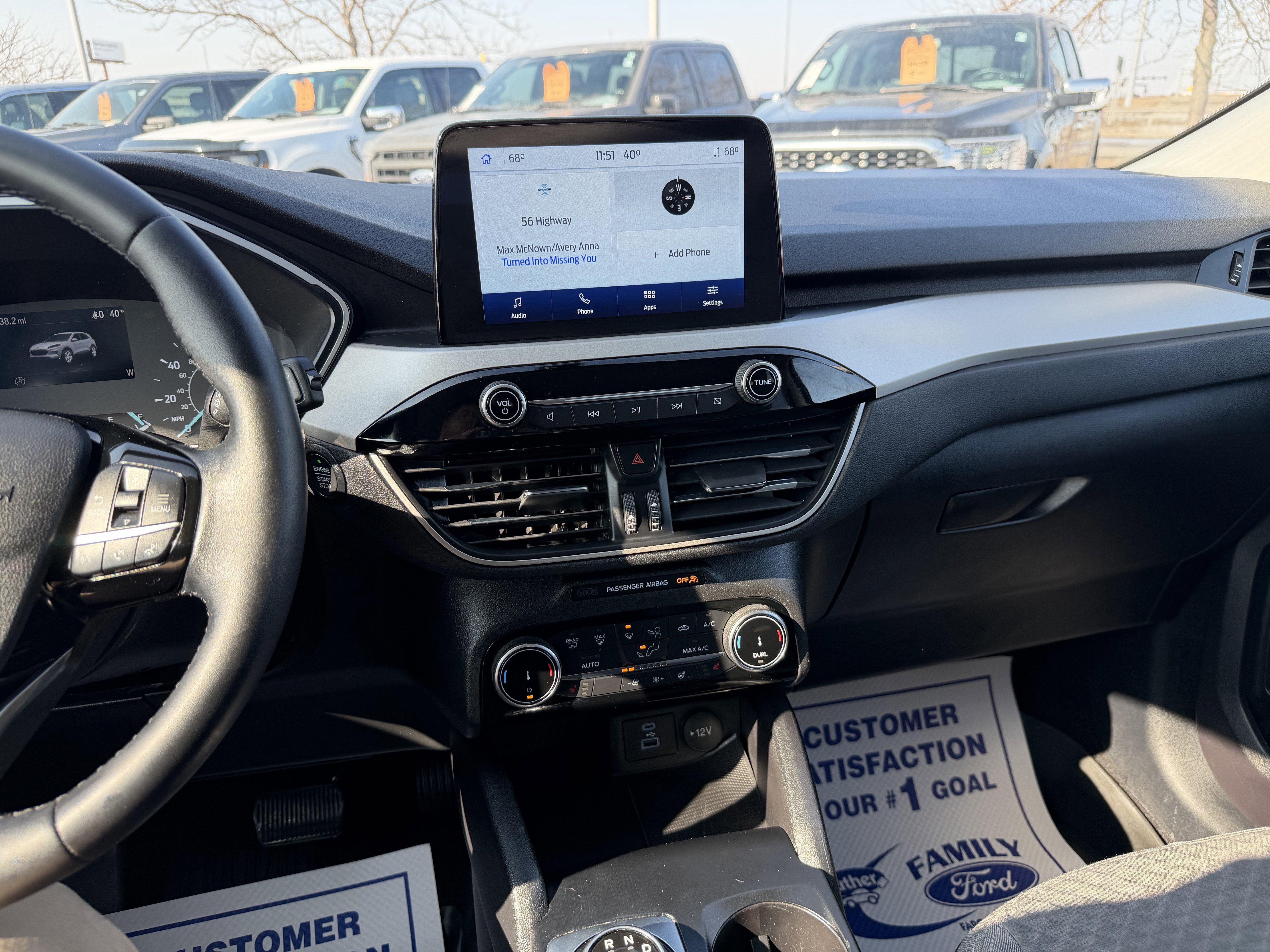 Certified 2022 Ford Escape SE w/ SE Sport Appearance Package image 10