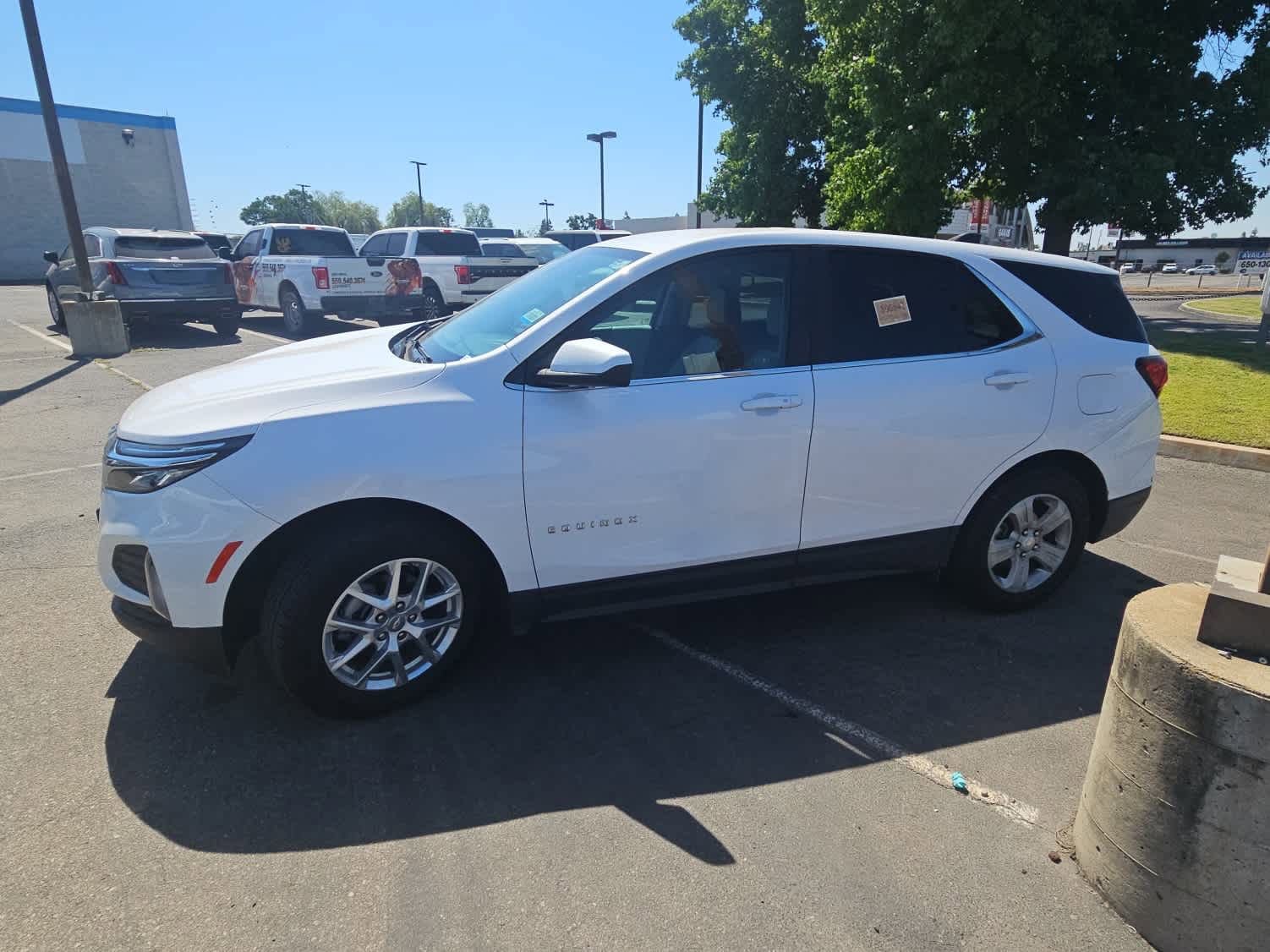 Used 2022 Chevrolet Equinox LT FWD image 5