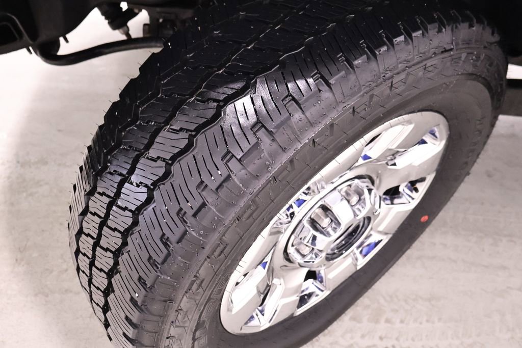 Certified 2025 Ford F250 Platinum w/ Tremor Off-Road Package AWD/4WD image 51