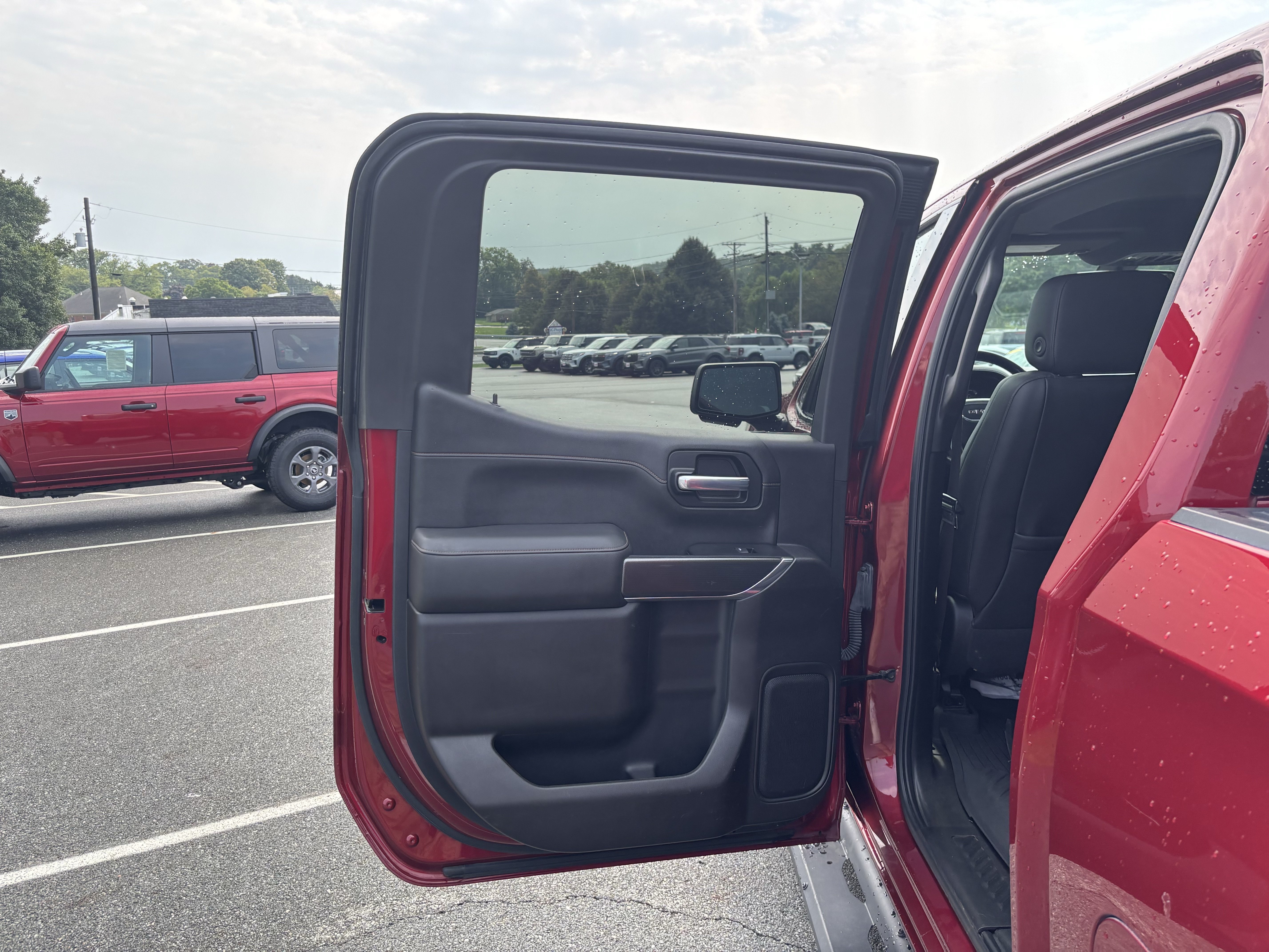 Used 2020 GMC Sierra 1500 AT4 w/ AT4 Premium Package AWD/4WD image 31