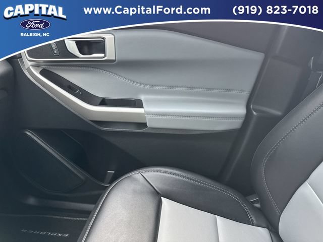 Certified 2023 Ford Explorer XLT w/ Equipment Group 202A RWD image 29