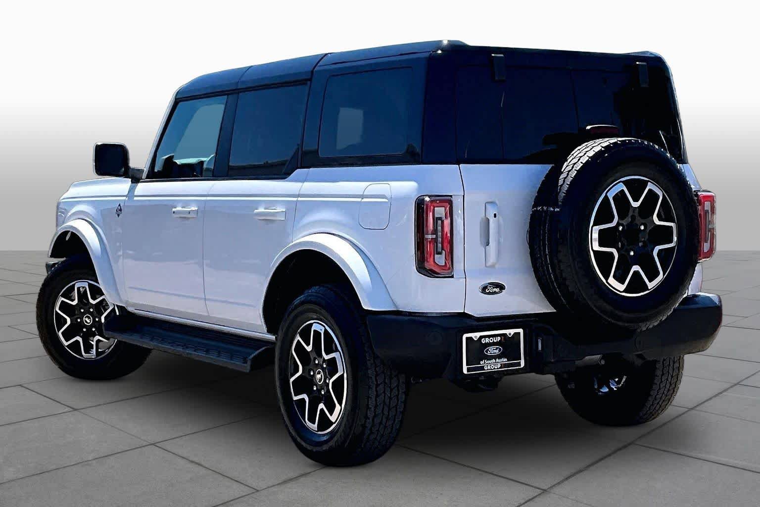 Certified 2025 Ford Bronco Outer Banks AWD/4WD image 12