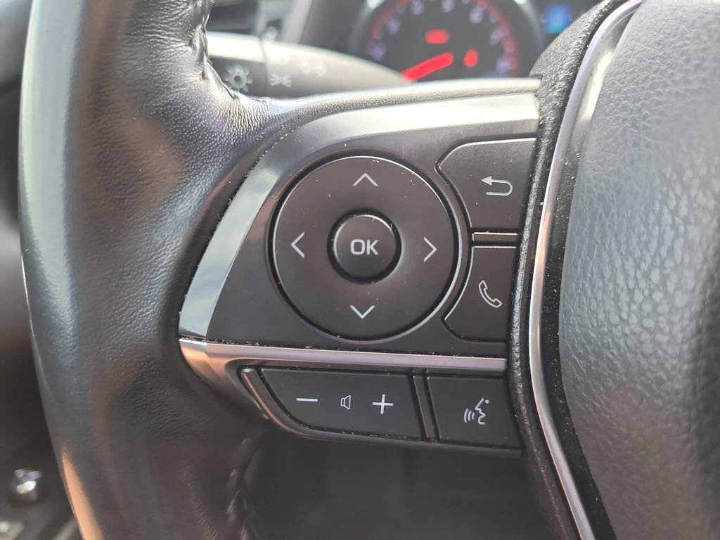 Used 2020 Toyota Camry XSE FWD image 27