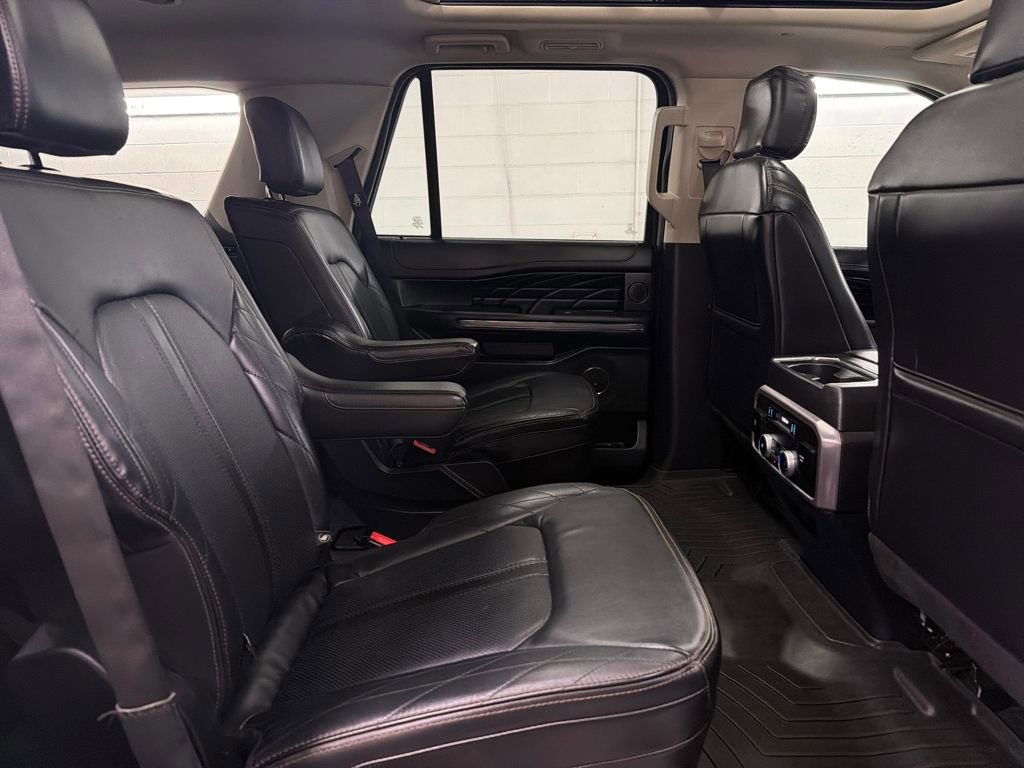 Certified 2021 Ford Expedition Platinum image 32