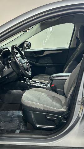 Certified 2022 Ford Escape SE w/ Cold Weather Package FWD image 34