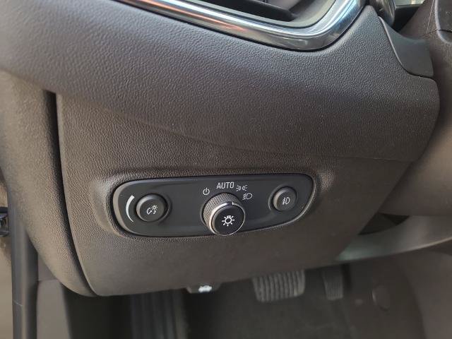 Used 2024 Chevrolet Equinox Premier AWD/4WD image 24