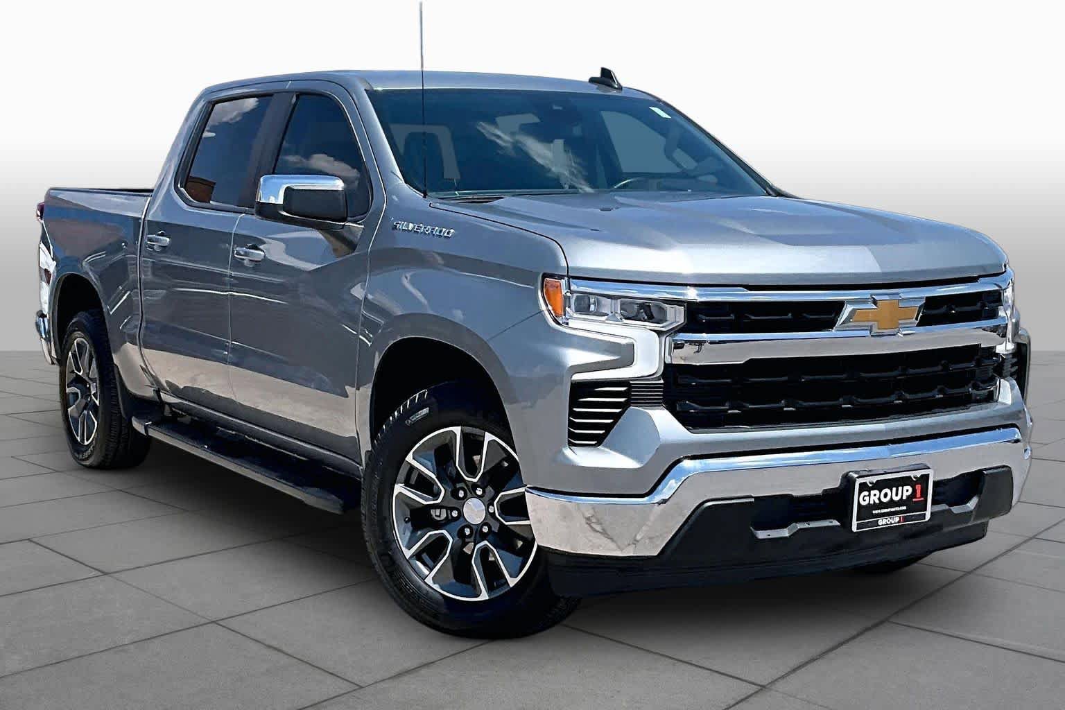 Used 2024 Chevrolet Silverado 1500 LT w/ Protection Package RWD image 3