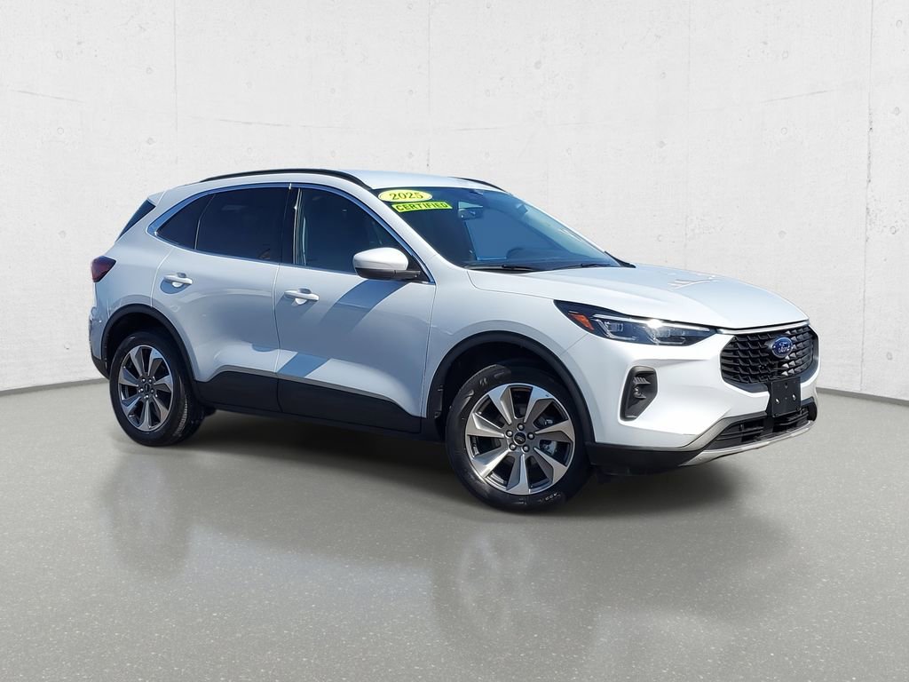 Certified 2025 Ford Escape Platinum image 2