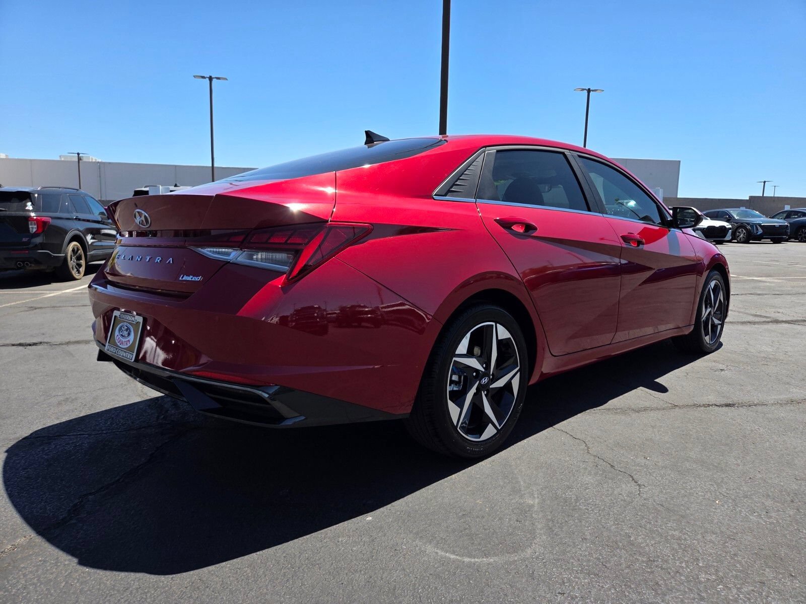 Used 2023 Hyundai Elantra Limited w/ Cargo Package FWD image 6