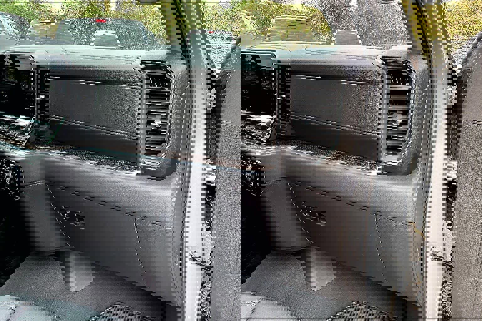 Used 2023 Chevrolet Silverado 1500 RST image 18