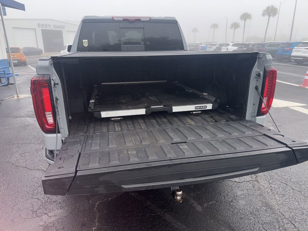 Used 2025 GMC Sierra 1500 AT4 w/ Technology Package image 7