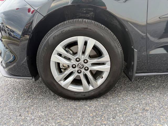 Used 2022 Toyota Sienna XLE Woodland Edition AWD/4WD image 23