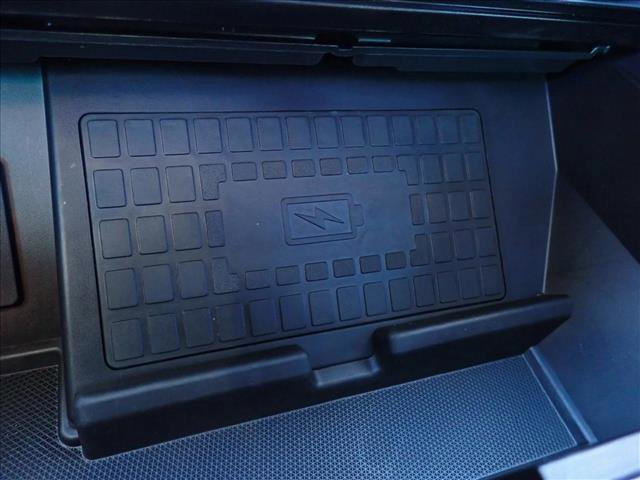 Certified 2022 Ford F150 Platinum w/ Equipment Group 701A High image 25