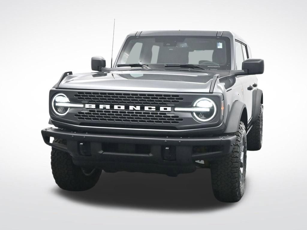 Certified 2025 Ford Bronco Badlands AWD/4WD image 2