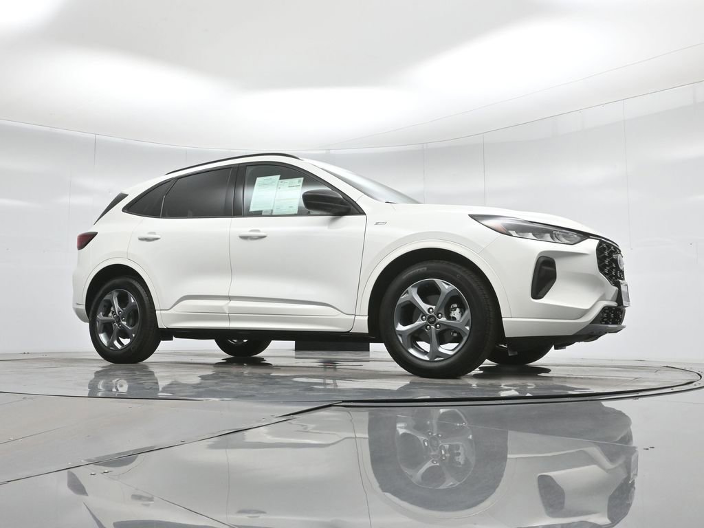 Certified 2023 Ford Escape ST-Line w/ Tech Pack #1 image 48