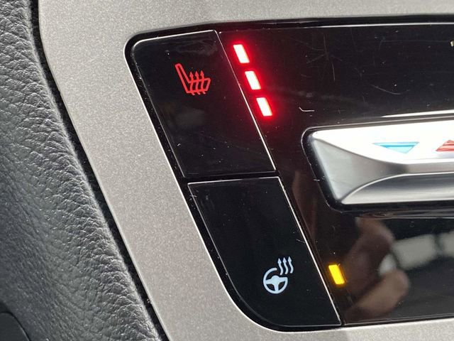 Certified 2022 Ford Explorer XLT w/ Equipment Group 202A image 33