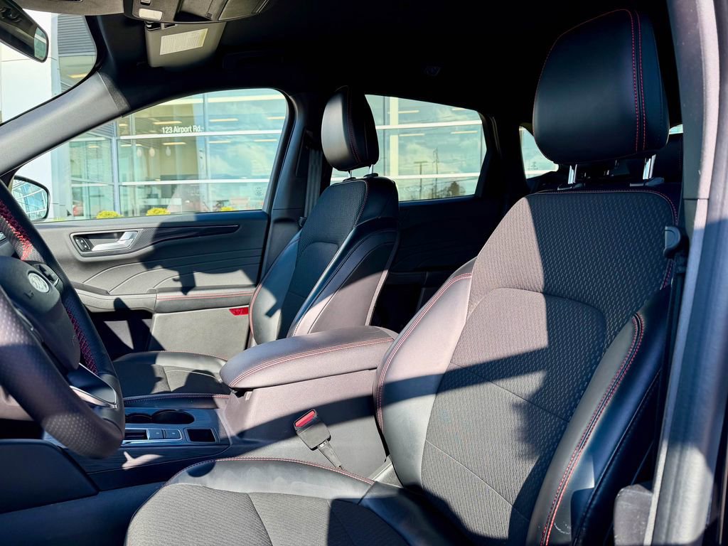 Certified 2024 Ford Escape ST-Line w/ Tech Pack #1 image 10