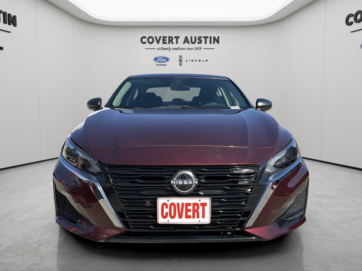 Used 2024 Nissan Altima 2.5 SV image 8