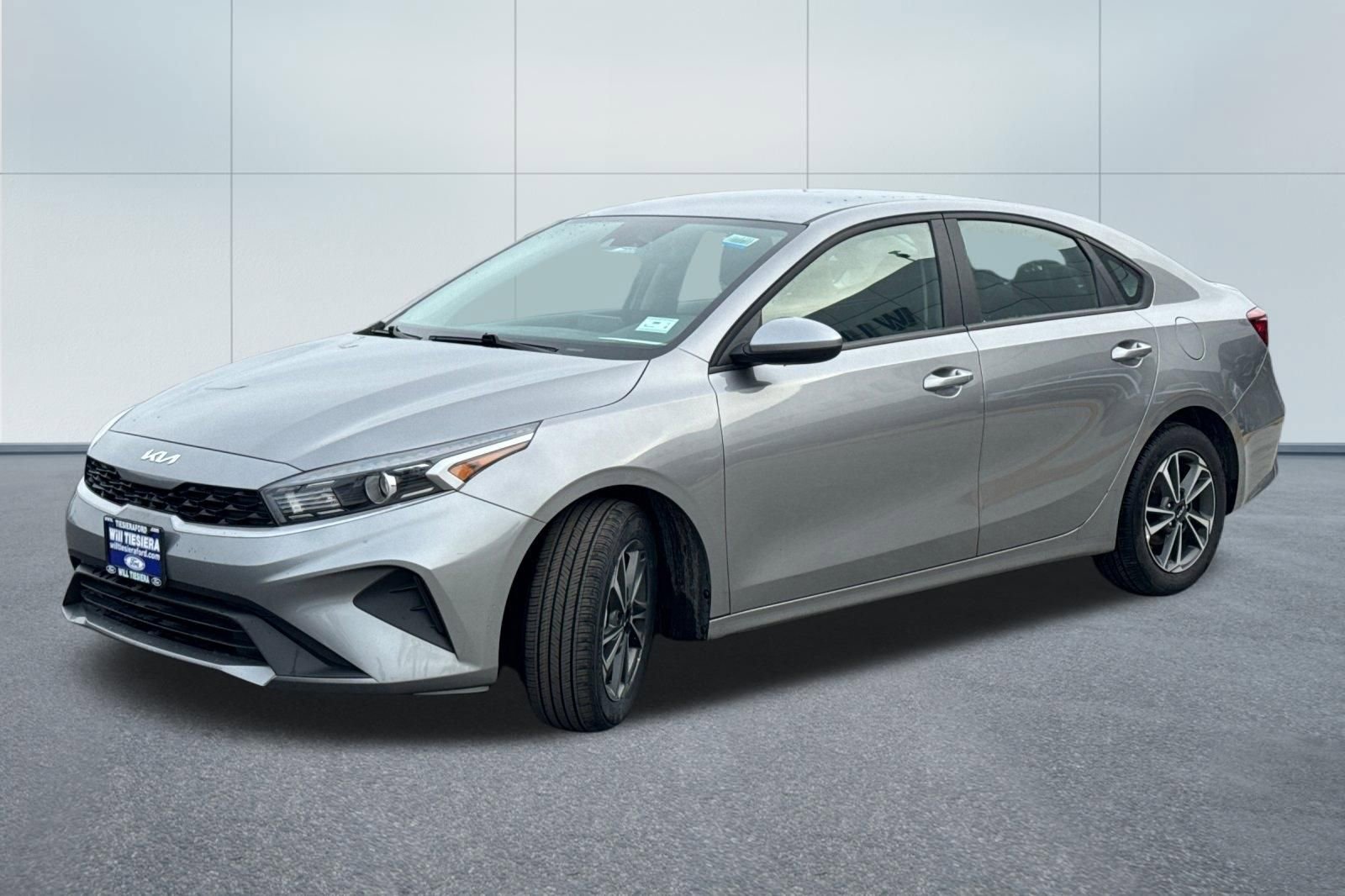 Used 2024 Kia Forte LXS FWD image 6