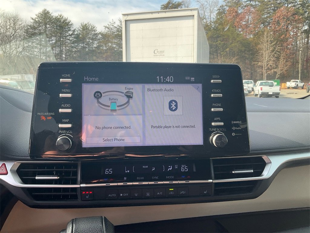 Used 2021 Toyota Sienna XLE image 22