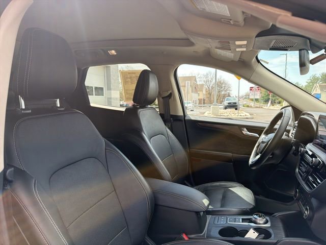 Certified 2020 Ford Escape Titanium image 36