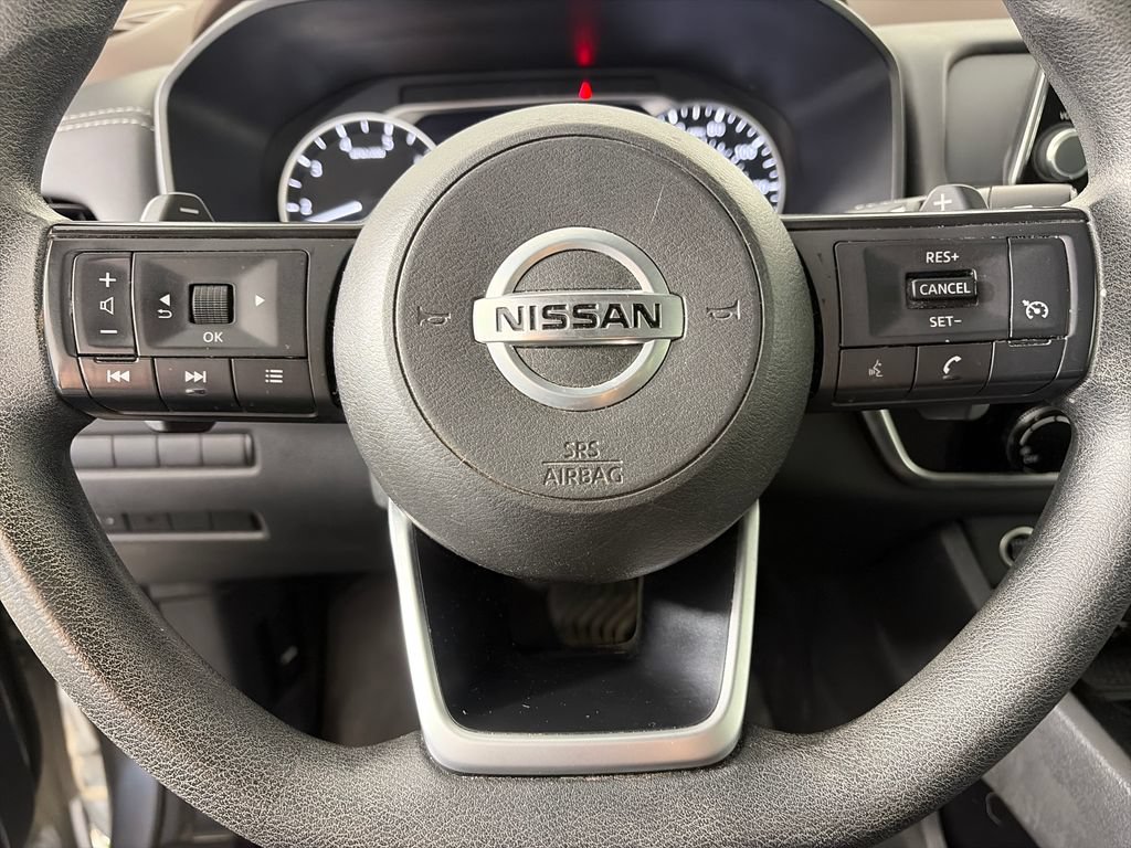Used 2021 Nissan Rogue S AWD/4WD image 16