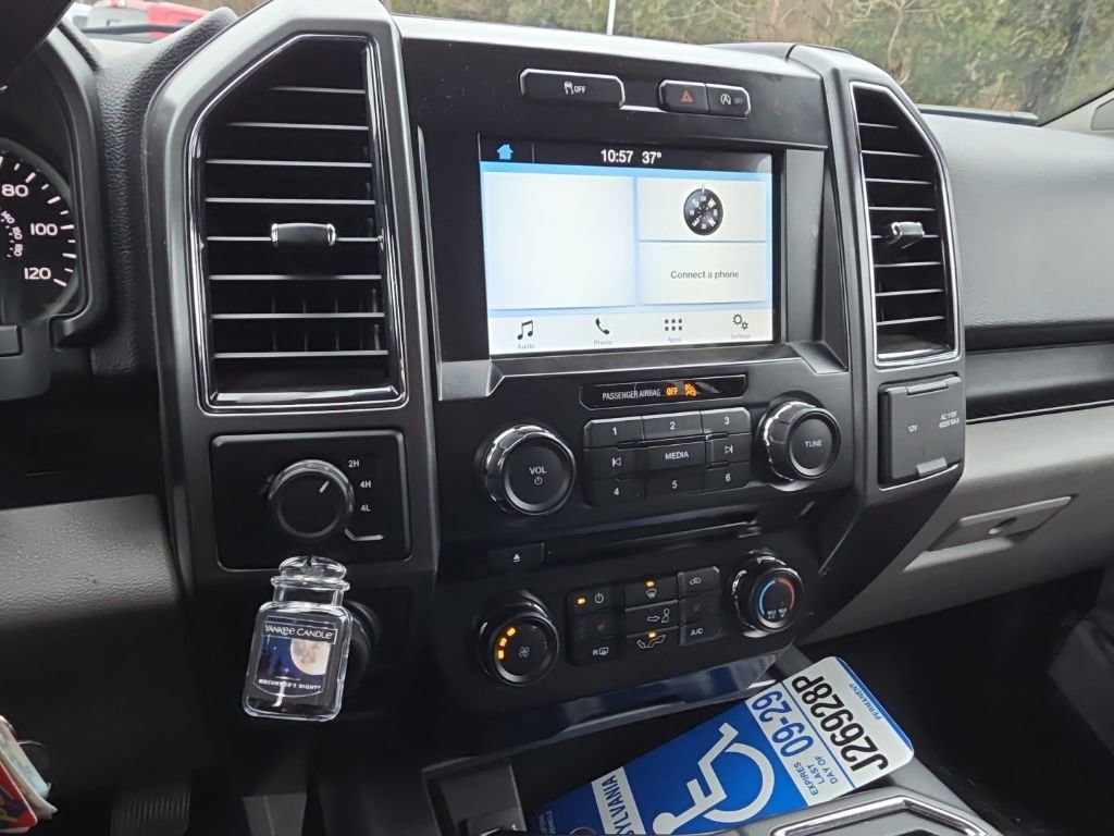 Certified 2017 Ford F150 XLT w/ Equipment Group 302A Luxury image 11