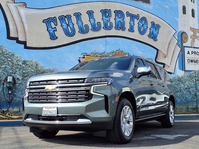 Used 2024 Chevrolet Suburban Premier w/ Premium Package 2 AWD/4WD image 1