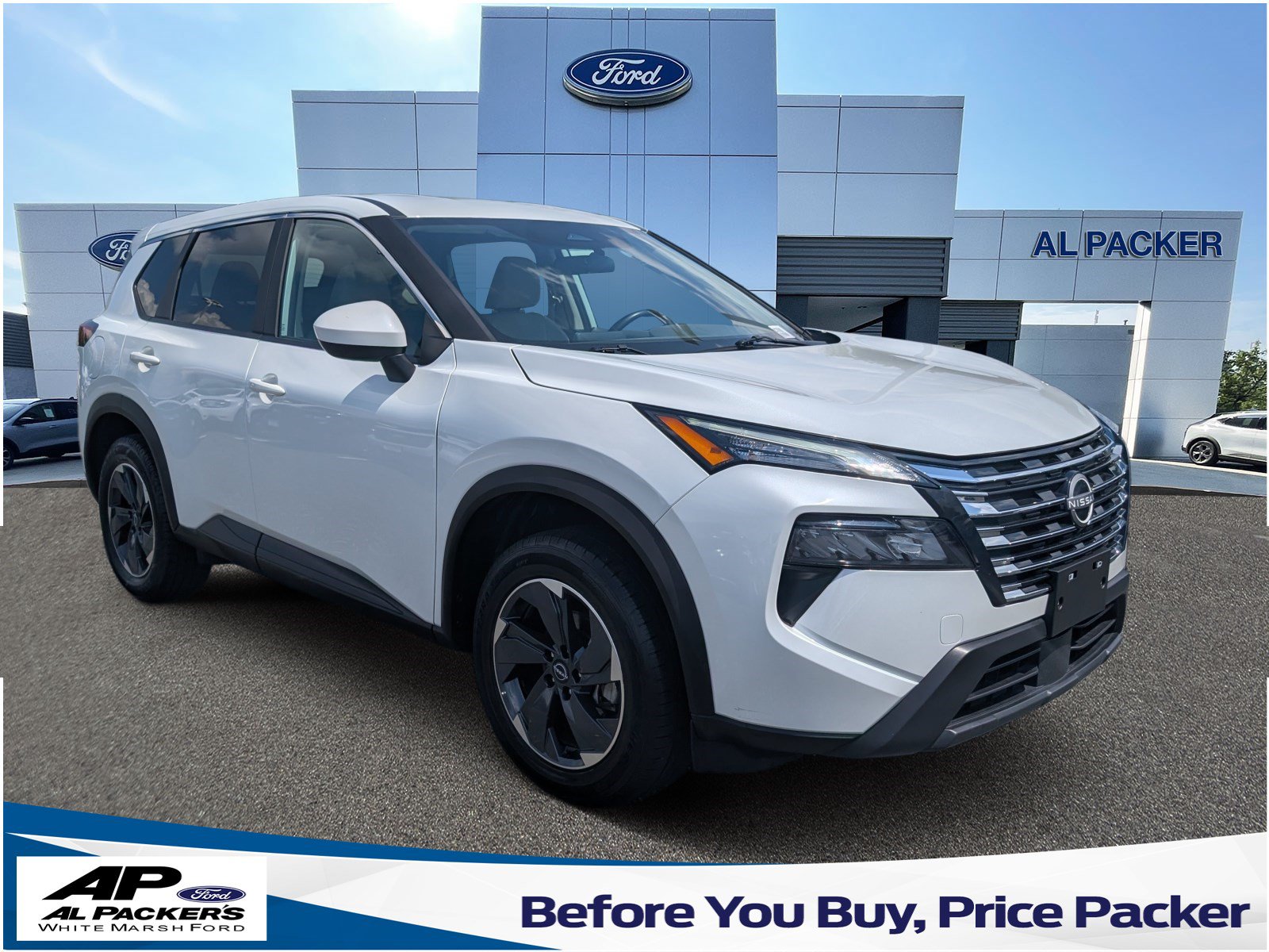 Used 2025 Nissan Rogue SV FWD image 1