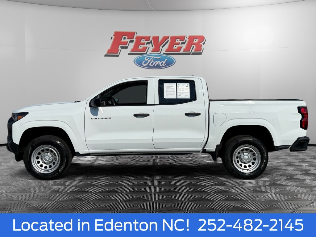 Used 2023 Chevrolet Colorado W/T RWD image 3