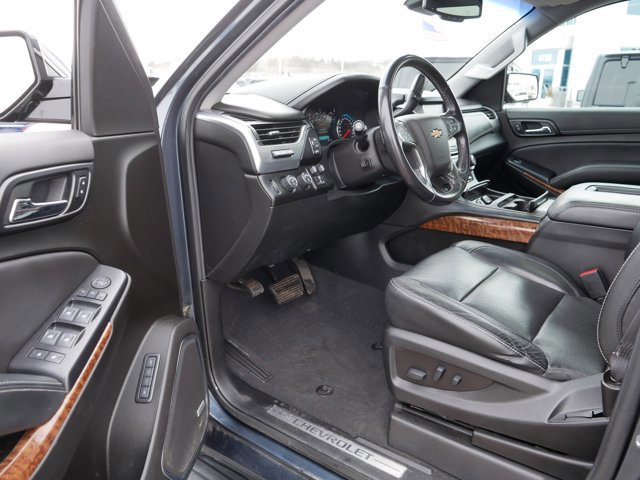 Used 2020 Chevrolet Suburban Premier image 11