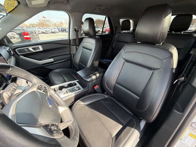 Certified 2024 Ford Explorer XLT w/ Equipment Group 202A image 12