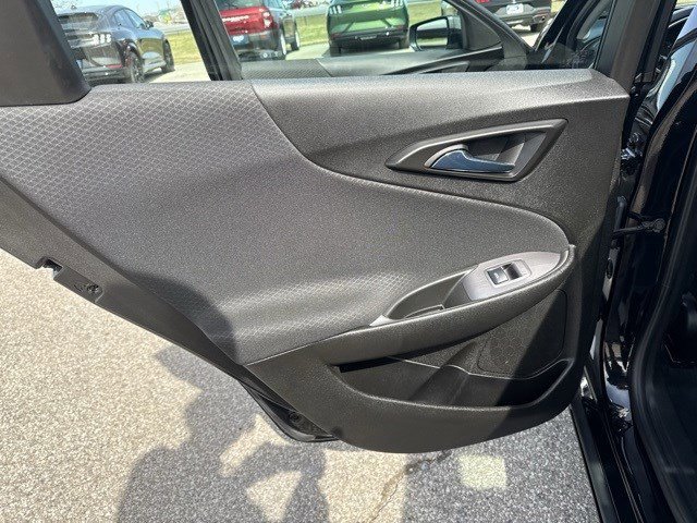Used 2023 Chevrolet Malibu LS image 24