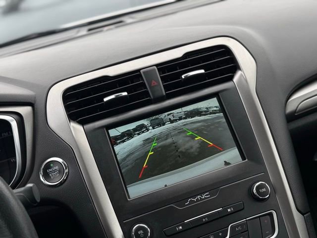 Certified 2020 Ford Fusion SE image 4