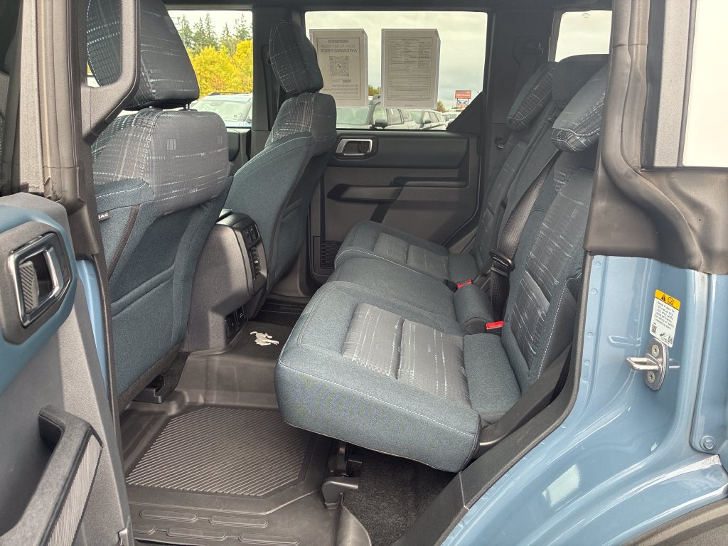 Certified 2025 Ford Bronco Heritage Edition AWD/4WD image 29
