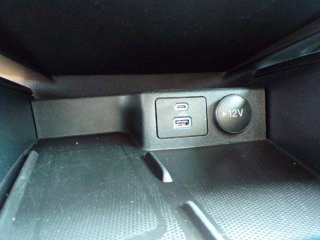 Certified 2022 Ford Escape SEL w/ SEL Stealth AWD Package image 25