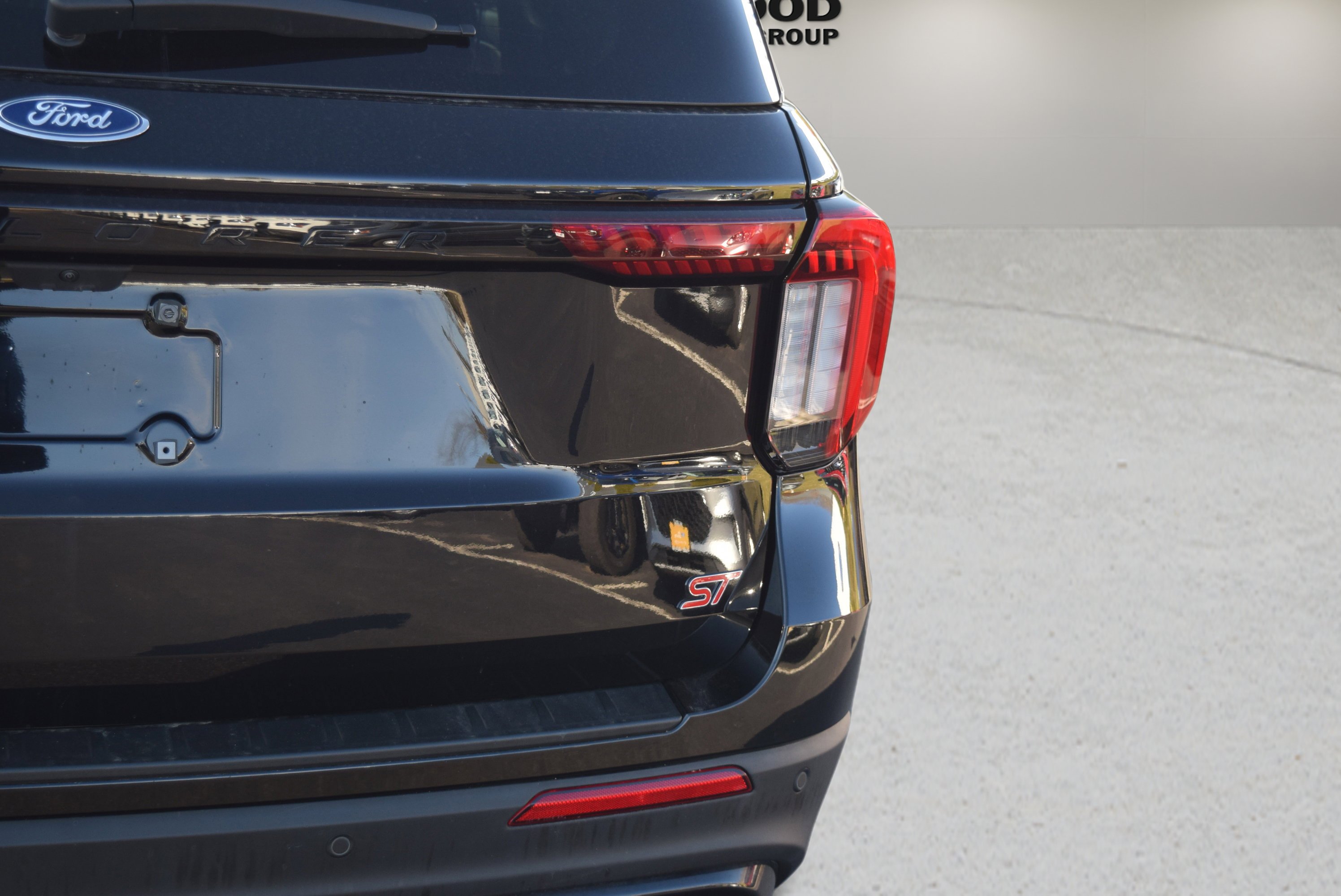 Certified 2025 Ford Explorer ST image 6