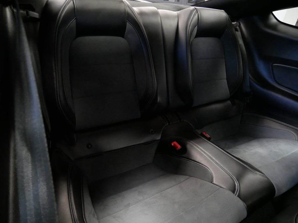 Certified 2020 Ford Mustang Shelby GT350 w/ Technology Package RWD image 9