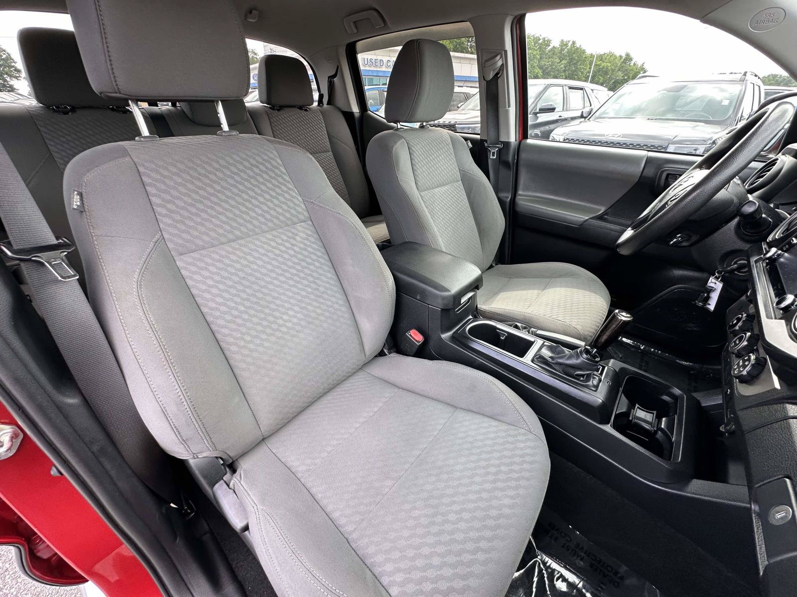 Used 2020 Toyota Tacoma SR w/ SR Convenience Package RWD image 23