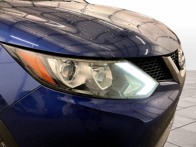 Used 2017 Nissan Rogue Sport SV AWD/4WD image 27
