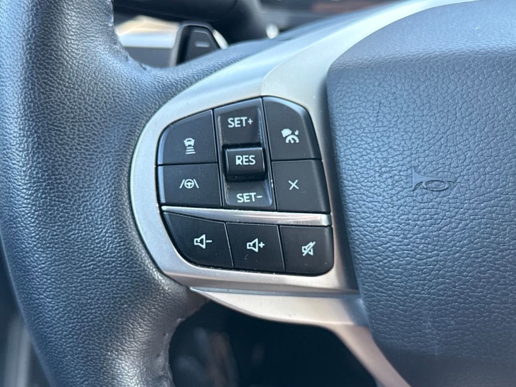 Certified 2020 Ford Explorer XLT w/ Equipment Group 202A image 20