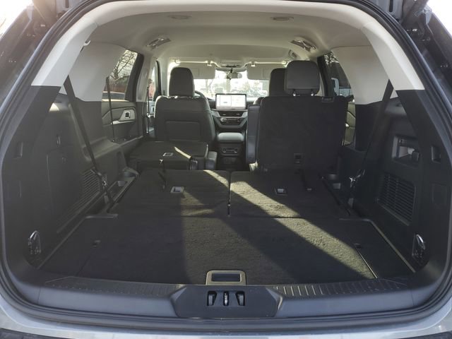 Certified 2025 Ford Explorer Active w/ Active Comfort Package image 6